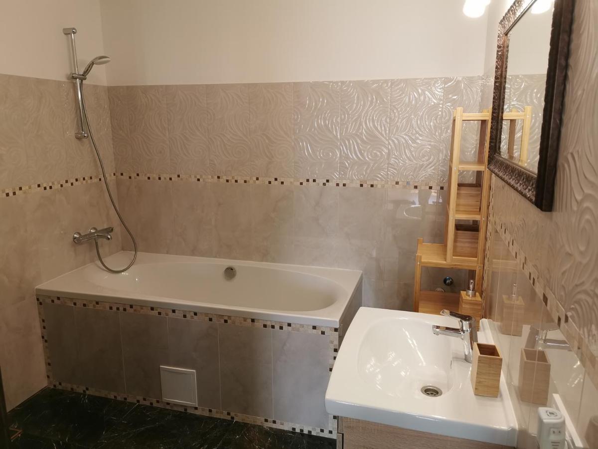 Saulelydzio Apartamentai Palanga Exterior foto